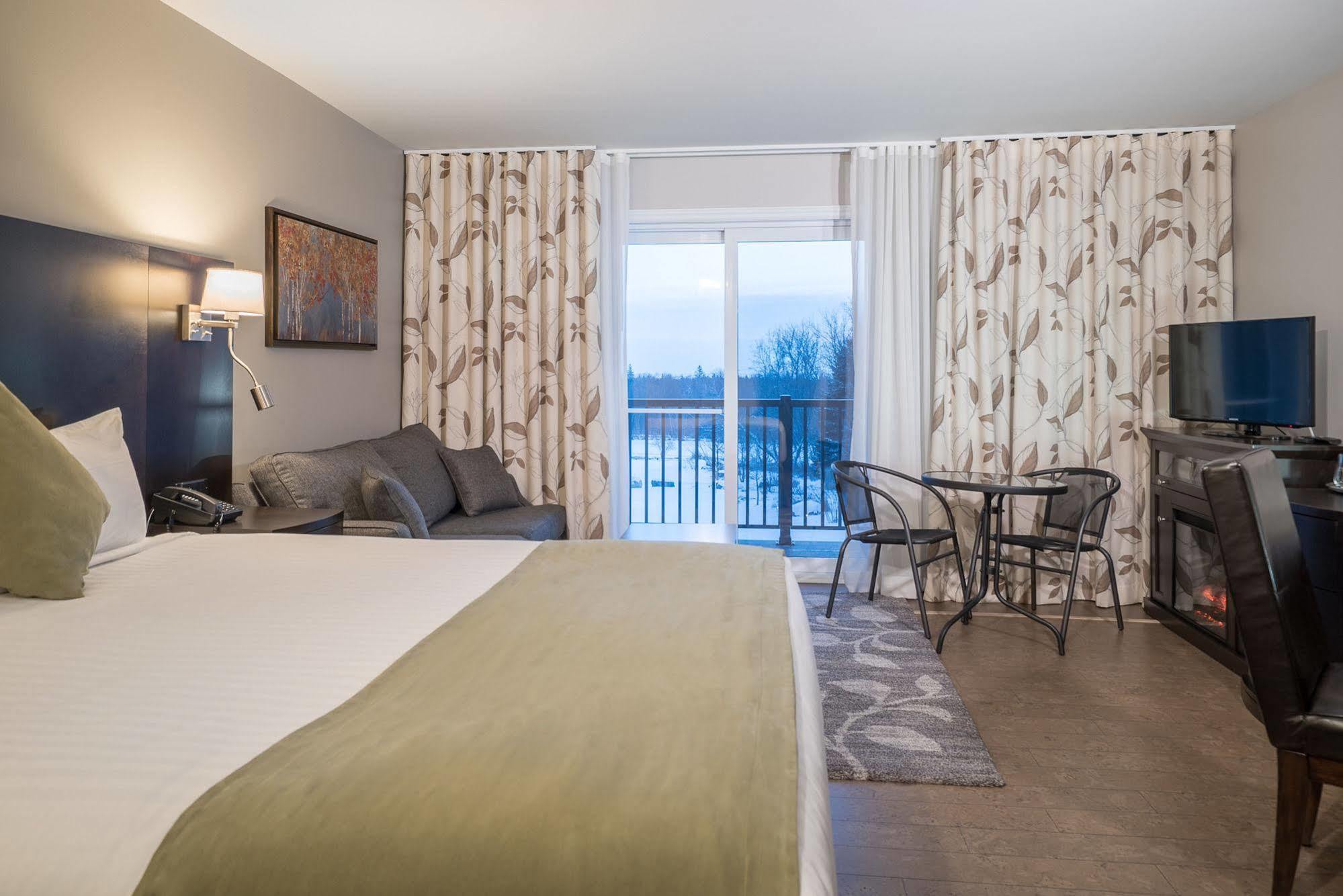 Auberge Des Gallant Rigaud Esterno foto